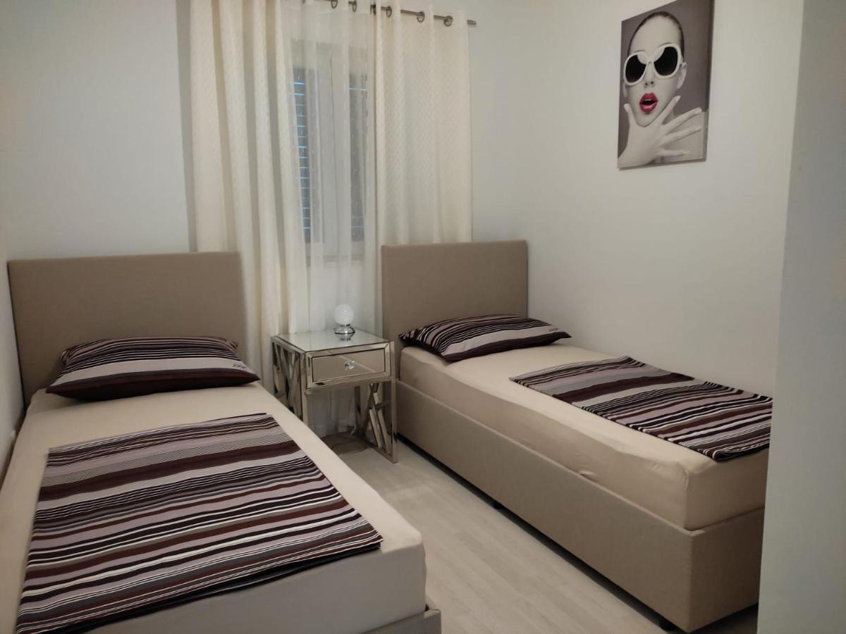 Apartment Josip 2 Tribalj 外观 照片